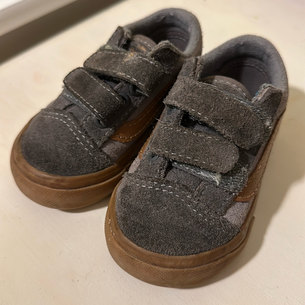 Kids Vans size 4.5